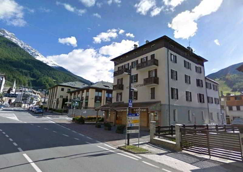 Hotel Capitani 보르미오 외부 사진