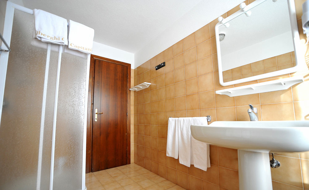 Hotel Capitani 보르미오 외부 사진