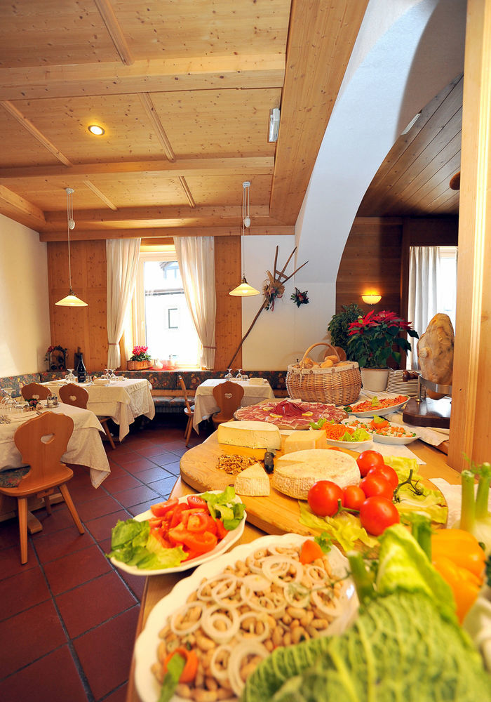 Hotel Capitani 보르미오 외부 사진