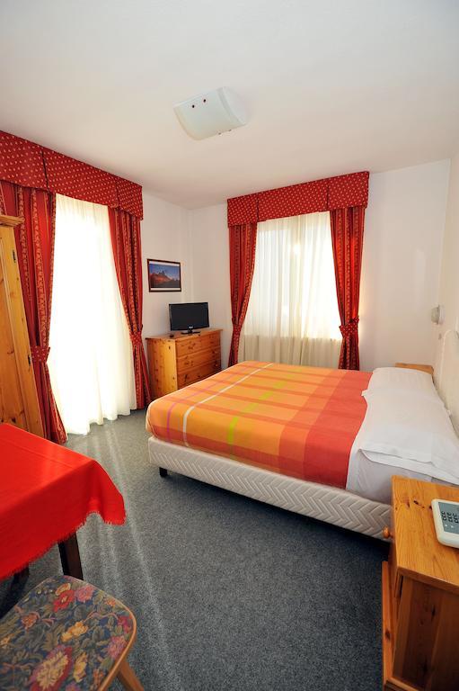 Hotel Capitani 보르미오 외부 사진