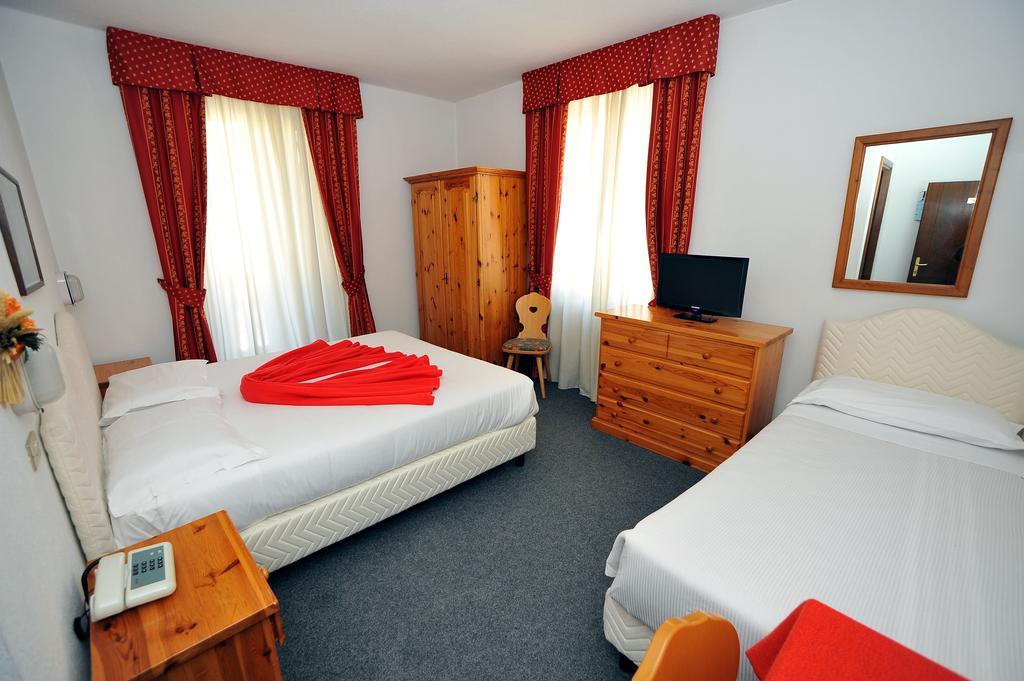 Hotel Capitani 보르미오 외부 사진